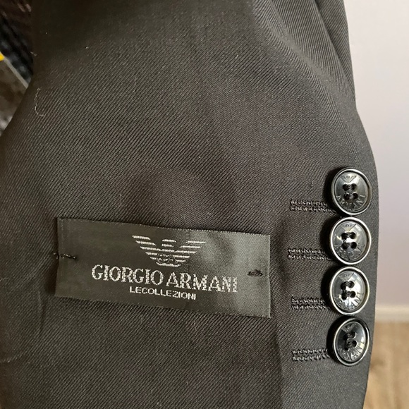 Men’s Jacket marked Armani no guarantee - Picture 4 of 10